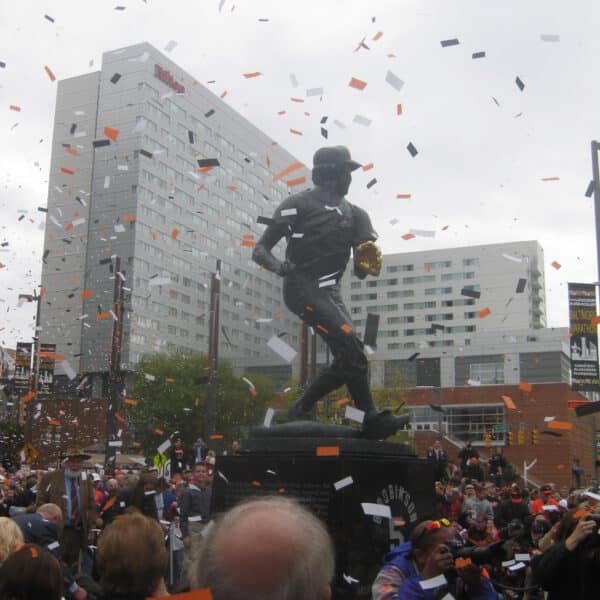 Baltimore sculptor honors Brooksie