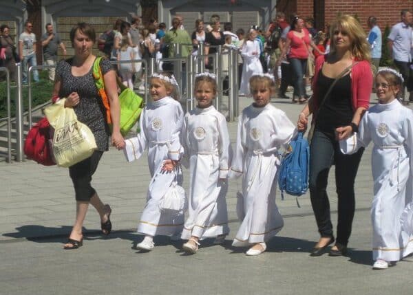 Special report: Deep-rooted Polish faith faces secular challenge