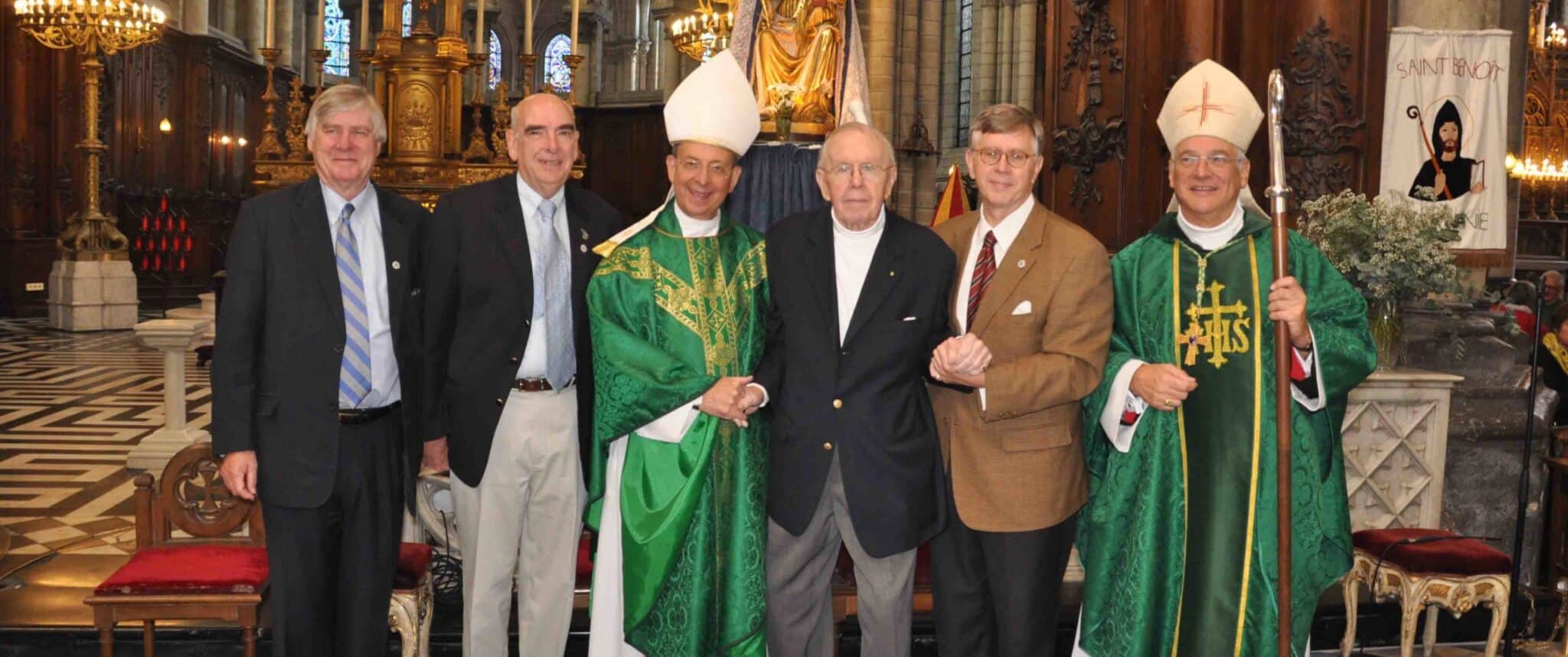 Masses highlight differences and connections between France and U.S.