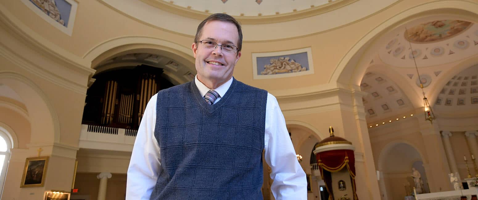 ‘Face of the Basilica’ provides welcoming presence
