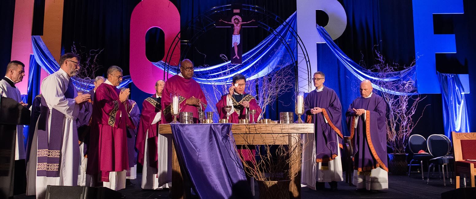 Cardinal Tagle has rapt audience at Mid-Atlantic Congress
