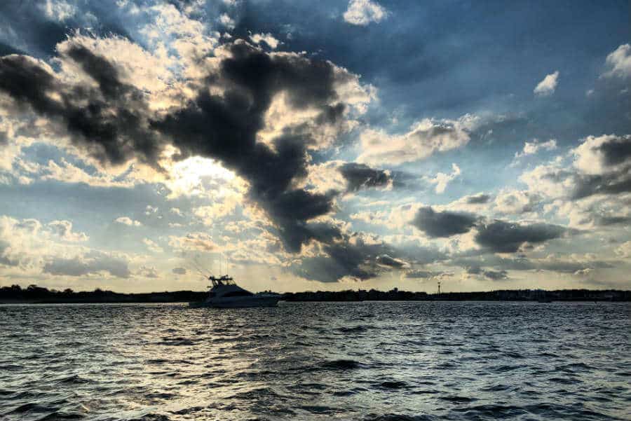 Making memories on a long weekend, ice skating at the beach, boating, painted screens, and more (7 Quick Takes)