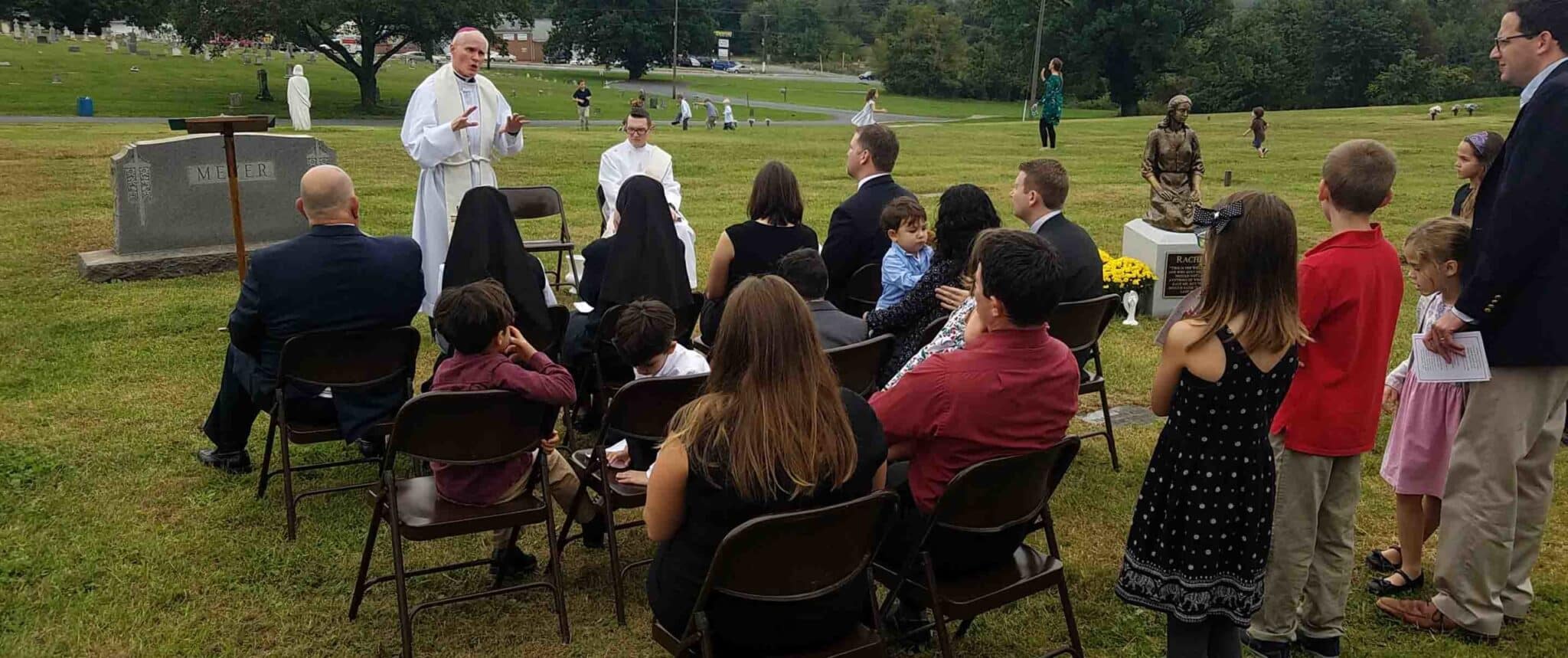 New ministry aids families in healing after miscarriage