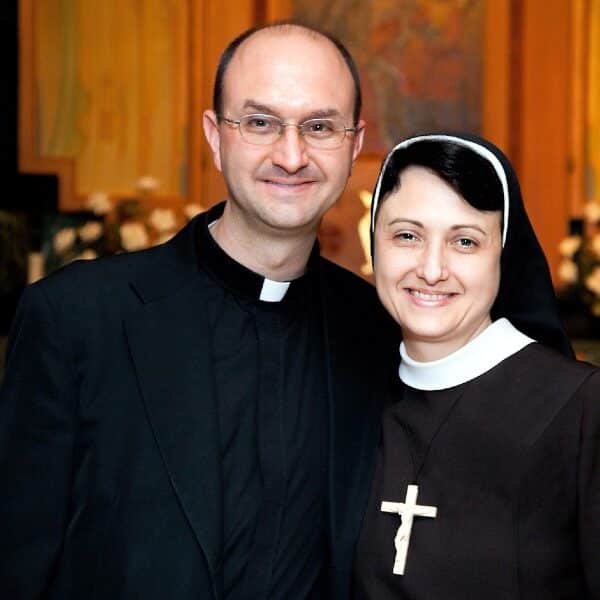Bishop-designate Lewandowski’s sister reflects his spirituality in coat of arms