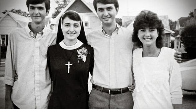 From left, the Lewandowski siblings: Joseph, Sister Mary Francis, Bruce and Paula in 1987. (Courtesy Lewandowski family)