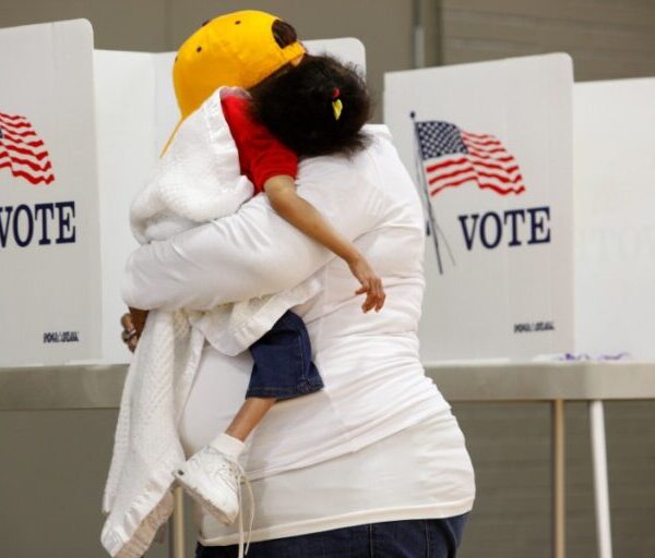 Deje que su fe ilumine su voto, dice el Arzobispo Lori a los feligreses de Maryland