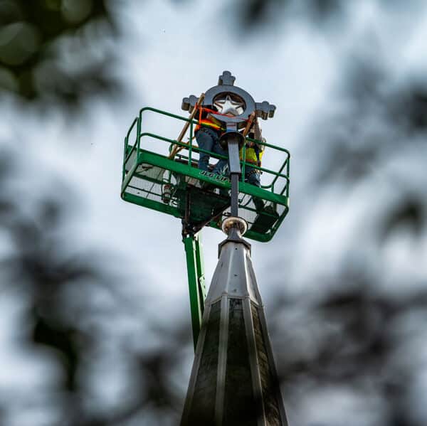 ‘An enduring symbol of God’ returns to the Baltimore skyline