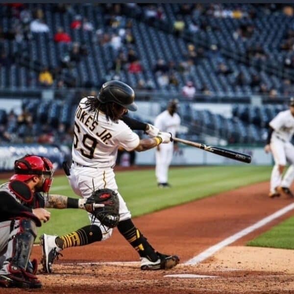 Major leaguer makes amends after smashing ball into pastor’s car