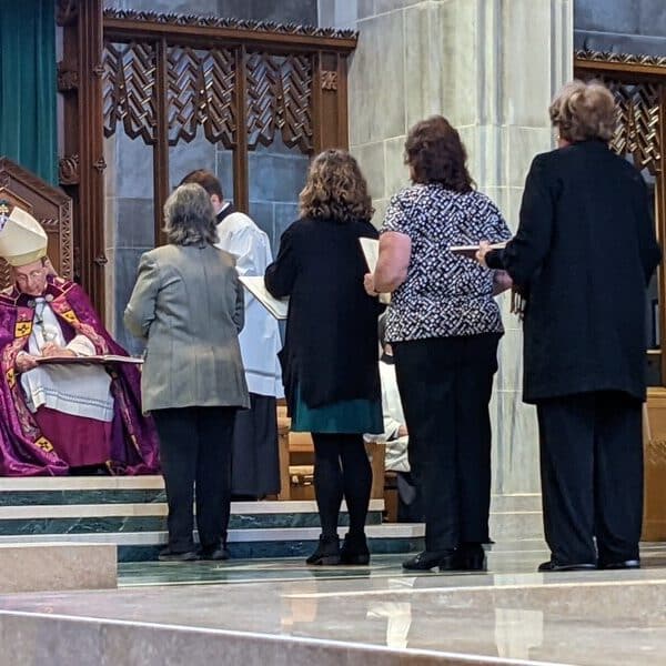 Casi 500 personas responden al llamado de entrar en plena comunión con la Iglesia Católica en la Arquidiócesis de Baltimore