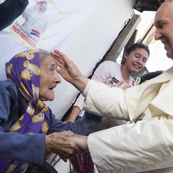 Pope to grandparents, elderly: We must lead revolution of tenderness