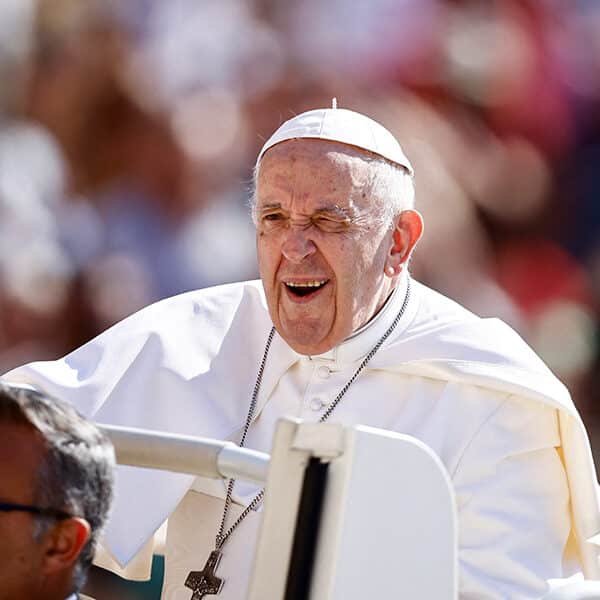 World free of nuclear weapons is necessary, possible, pope says