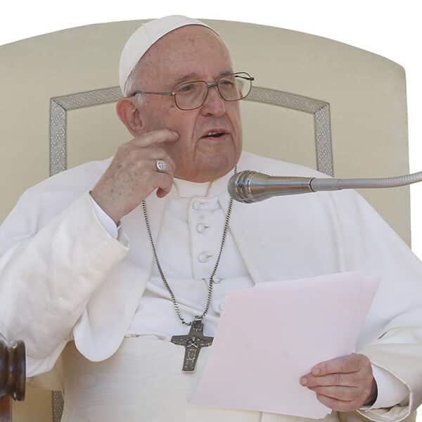 Surrogacy, pornography both threaten human dignity, pope says