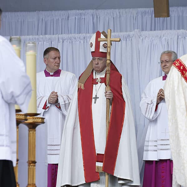 Honor elders, learn gentle way of faith sharing from them, pope says