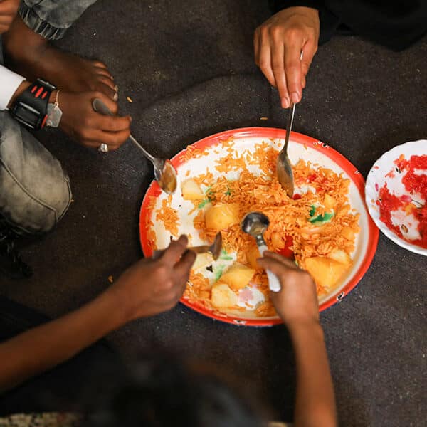 Love, solidarity must be part of plan to end hunger, pope says