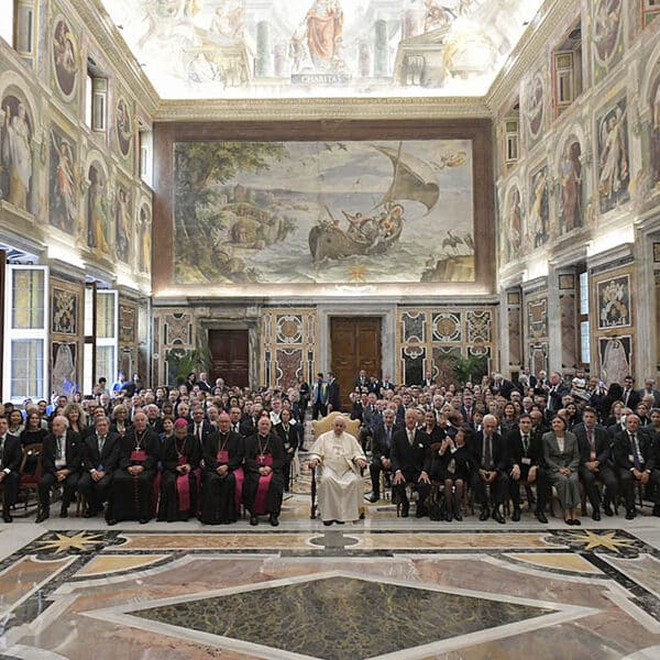 Creating jobs is key to ‘inclusive’ development, pope says