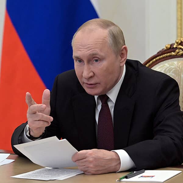 Catholic groups urge Biden to seek diplomacy with Putin, avoid nuclear war
