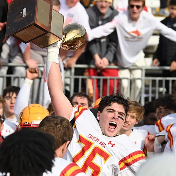 Calvert Hall outlasts Loyola in nail-biting 102nd Turkey Bowl