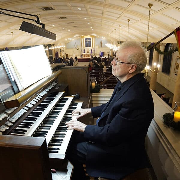 RADIO INTERVIEW: Christmas music and the power of song in times of plague