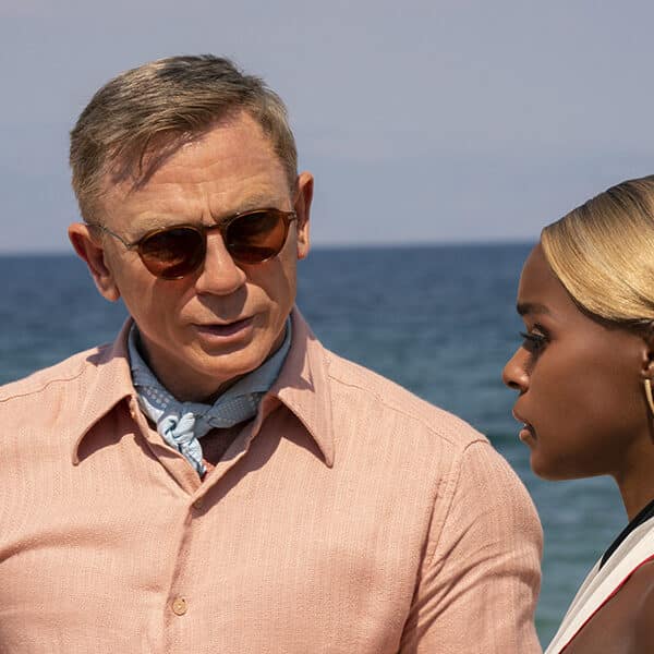Movie Review: ‘Glass Onion: A Knives Out Mystery’