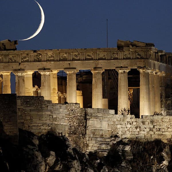 Pope returns Parthenon marbles in Vatican collection to Greece
