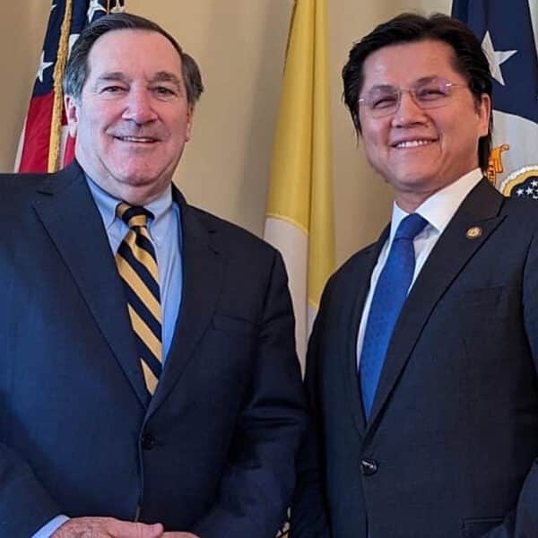 U.S. religious liberty expert ‘disappointed’ in Vatican-China deal