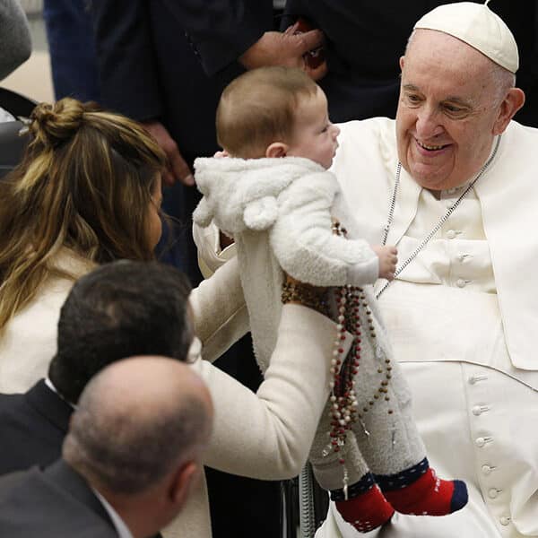 Pope prays God will strengthen commitment to defending all human life