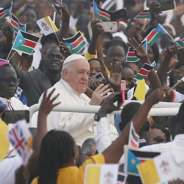 Pope, church leaders draw attention to victims of violence