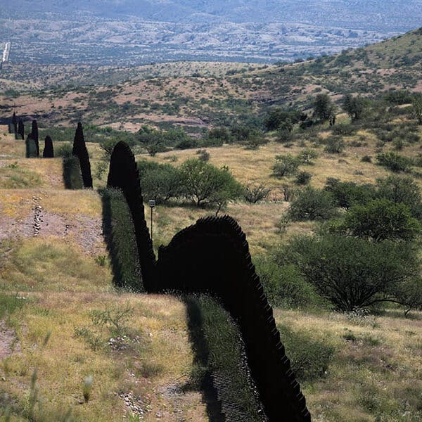 En la frontera de México y EE.UU., defensores de migrantes que buscan asilo hacen un llamado a la acción