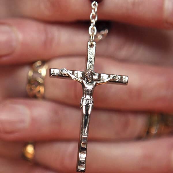 American lay missionaries fan embers of Catholic faith in Ireland