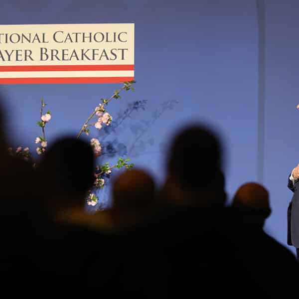 At prayer breakfast, Catholics challenged to assist Ukraine, mothers and children post-Dobbs
