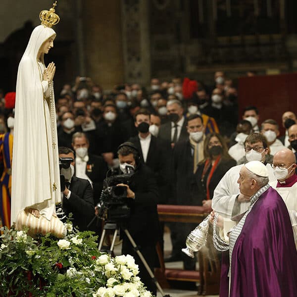 Pope asks Catholics to renew consecration of world to Mary every March 25