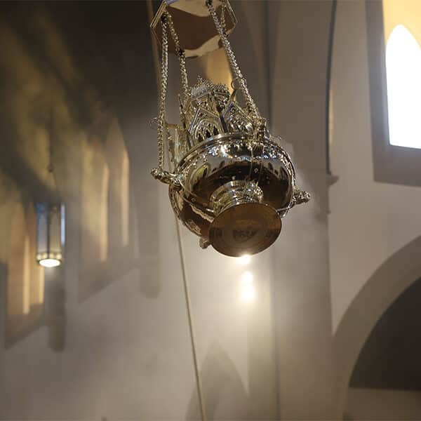 Catholic college’s grand ‘botafumeiro,’ inspired by Spain, honors Christ the King