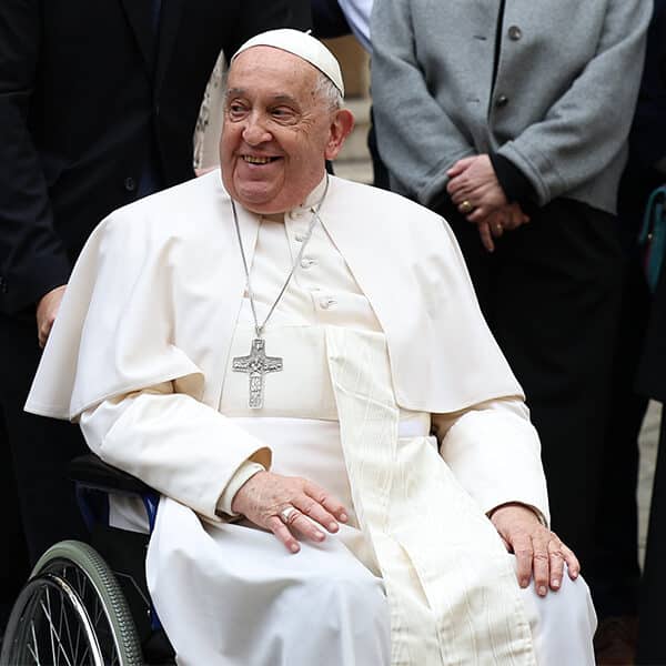 Pope, cardinal advisers discuss collegiality, role of women