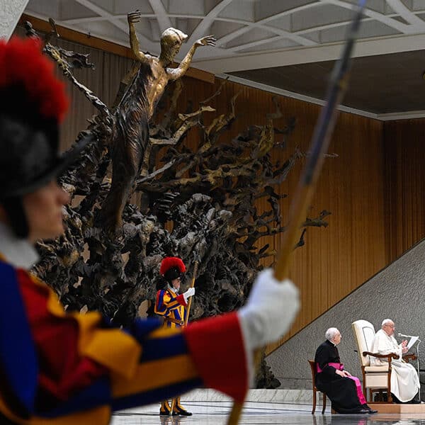 Pope calls for inclusion of Romani people in the church