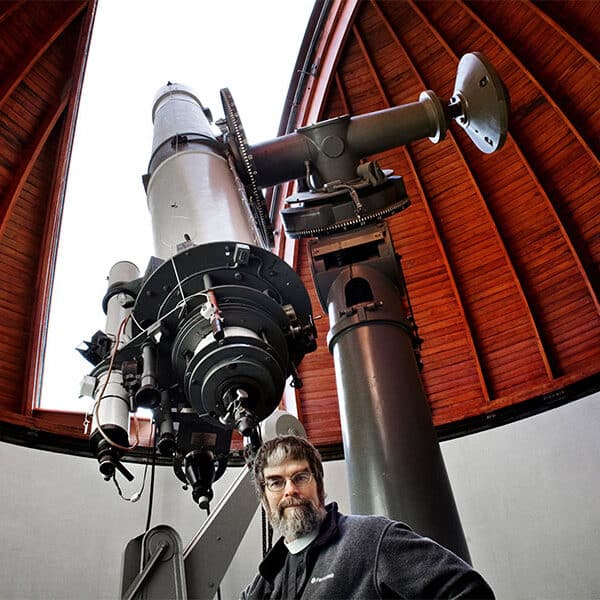 Faith and the final frontier: Jesuit astronomer releases guide to the cosmos