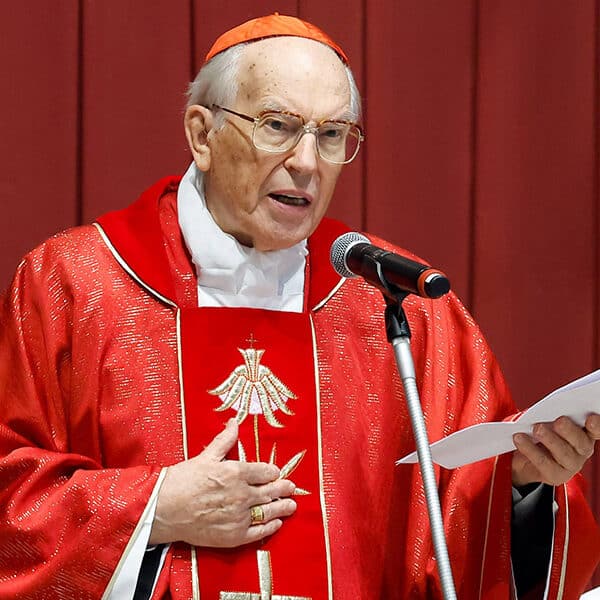 Pope extends terms of dean, subdean of College of Cardinals