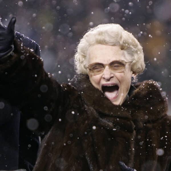 Faith, family, football pivotal for late owner of Bears, who was married in Bel Air