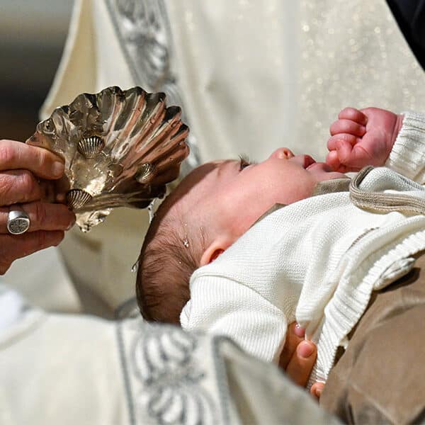 Vatican statistics: Baptisms down, but first Communions, confirmations up
