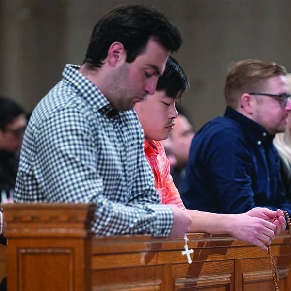 Pope’s spirit ‘remains vigorous,’ nuncio tells faithful at basilica Mass, rosary for ailing pontiff