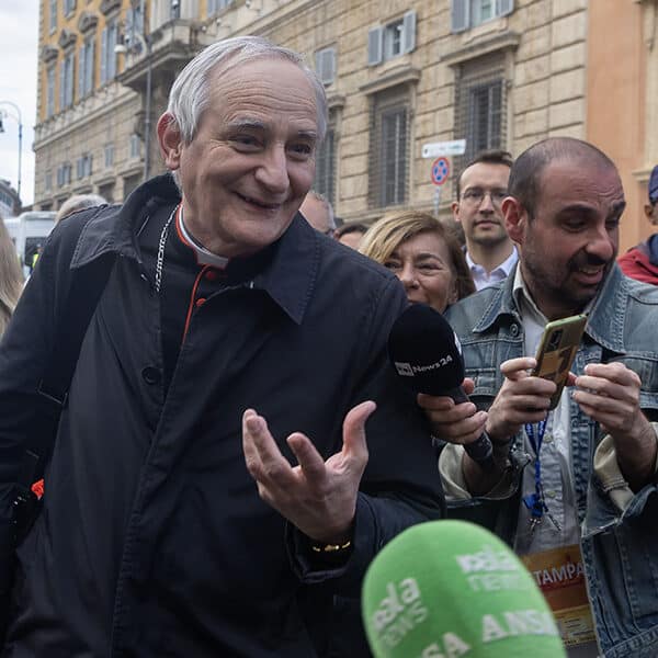 Bologna cardinal known for dialogue, peacemaking, promoting laity
