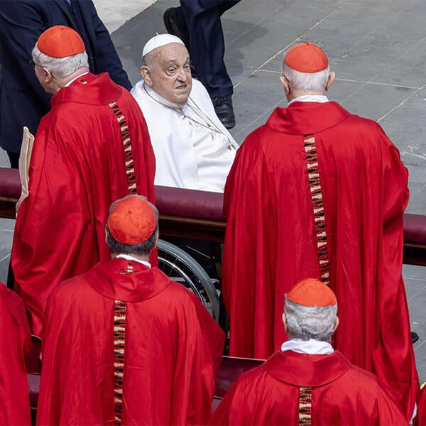 Despite improved health, pope picks cardinals to lead Holy Week liturgies