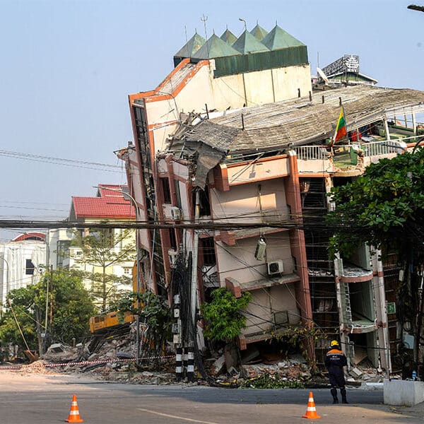 Pope sends ‘generous’ donation to aid Myanmar quake victims