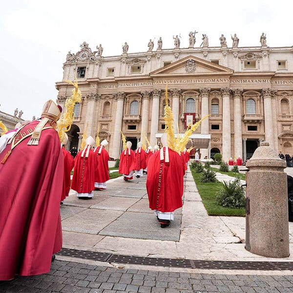 Vatican updates norms on donations for special Mass intentions