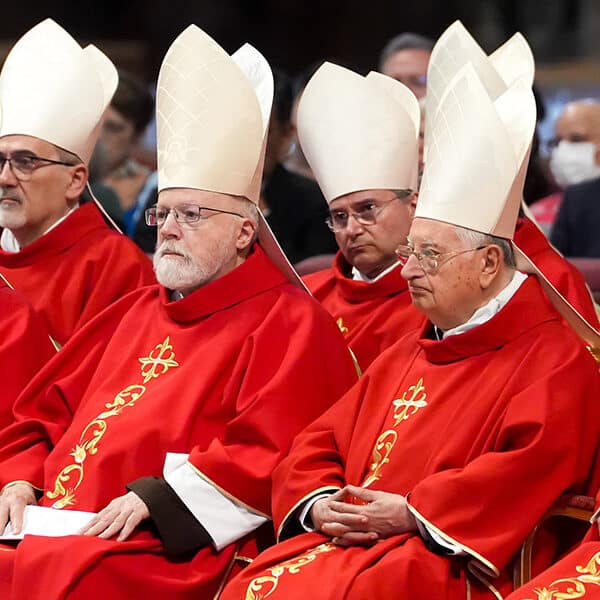 Child protection commission urges prayers for cardinals in conclave