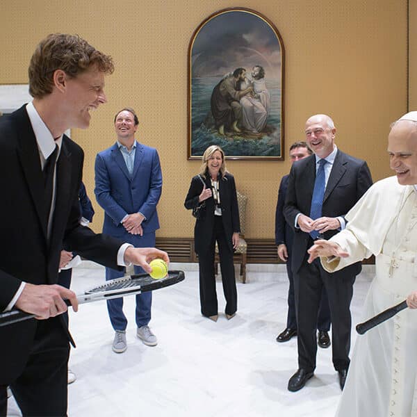 New pope, a tennis fan, meets world’s No. 1 player