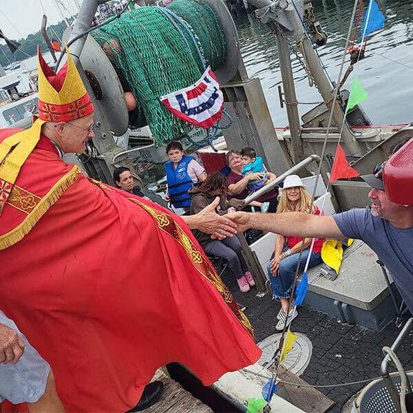 Calm seas, gentle breeze greet Connecticut bishop, faithful for ‘Blessing of the Fleet’