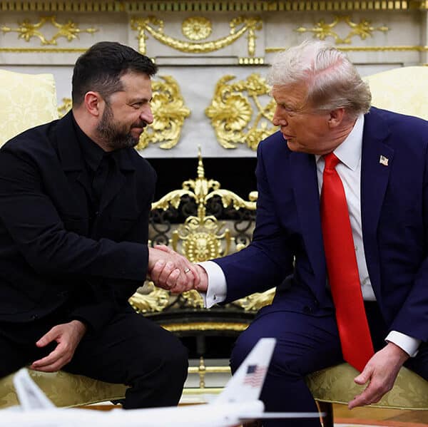 Trump meets with Zelenskyy, European leaders after Putin summit
