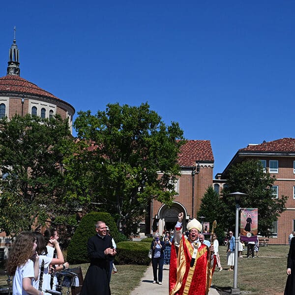 Pilgrims celebrate 50th anniversary of St. Elizabeth Ann Seton’s canonization