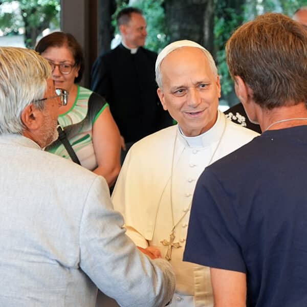 Church must ‘walk poor with the poor’ to serve Christ, says Pope Leo in new exhortation