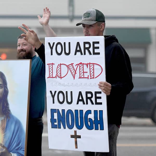 With street corner ministry, Minnesota man says he’s doing what Lord has asked of him